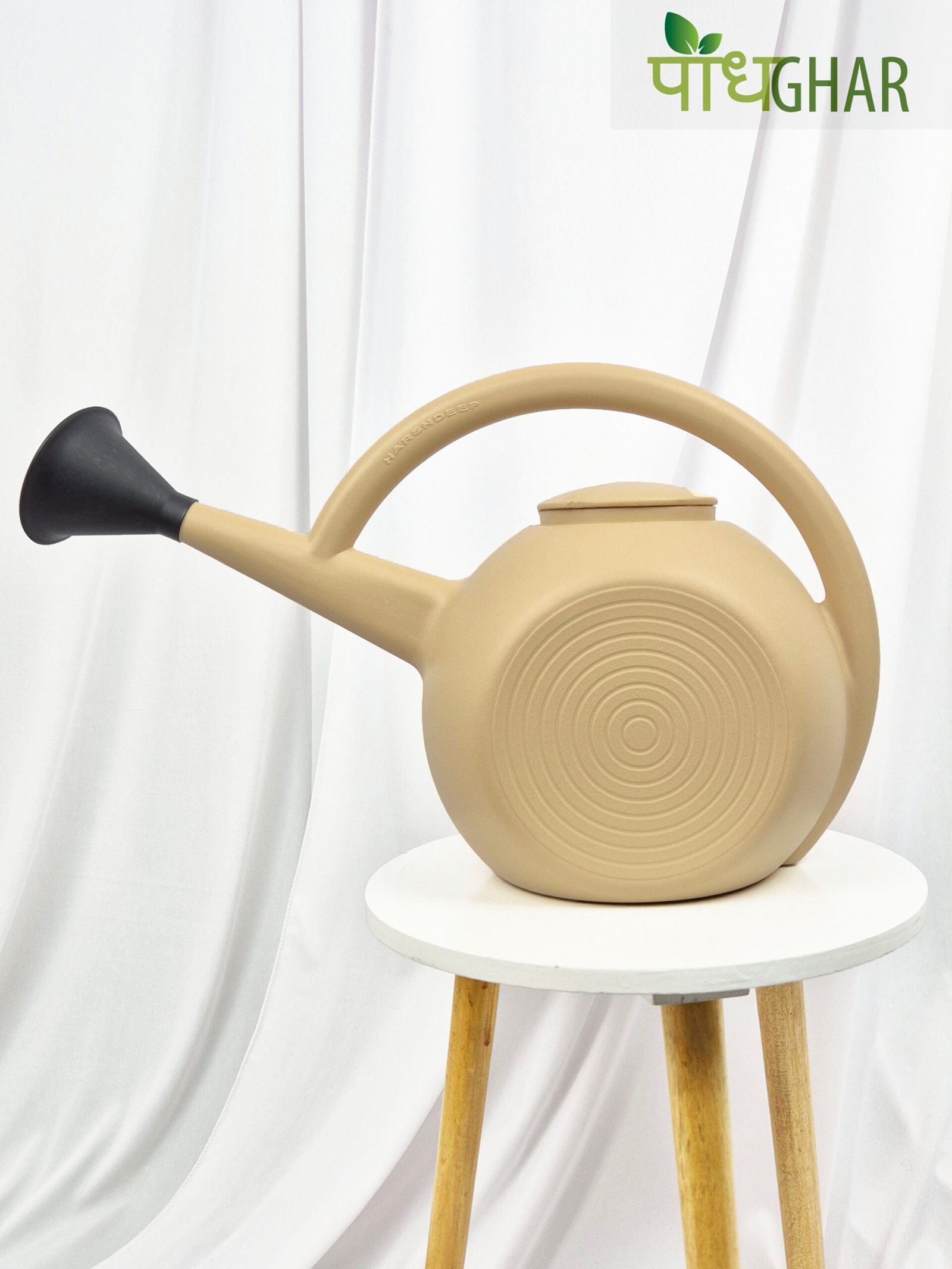 Podhghar's Watering Can is built to make watering your plants quick and easy. Its smart design makes it stand out from the rest. Made with strong, durable plastic, it’s made to last and works perfectly for all kinds of outdoor gardens. Each can is leak-tested to ensure quality. With its sturdy build and UV resistance, the Podhghar's Watering Can is designed for long-term use, giving you reliable performance in your garden.