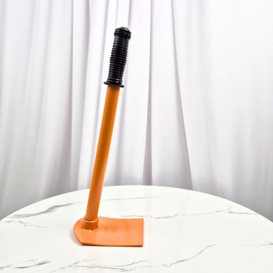 Podhghar's Big Shovel features a strong, durable blade ideal for tough tasks like digging, moving soil, or clearing snow. With an ergonomic handle for a comfortable grip, it’s perfect for heavy-duty gardening, landscaping, and outdoor projects. Reliable and easy to use.